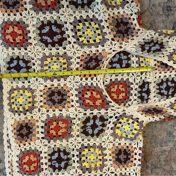 POL Crochet Granny Square Hooded Sweater - Cream with Multicolor Squares Boho - Picture 5 of 5